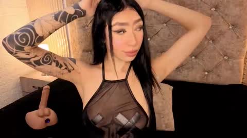 Anastasia Coleman online show from 11/25/25, 03:50