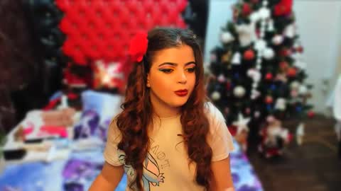 Snapshot of anasunshine chatting on 12/18/25, 06:19 Ana online show from 12/18/25, 06:19