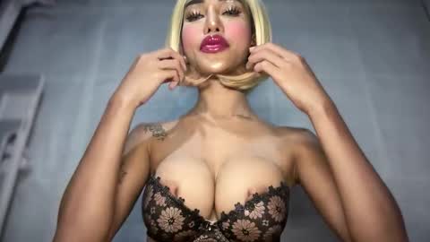 Snapshot of anawalters chatting on 01/11/26, 04:34 anawalters online show from 01/11/26, 04:34