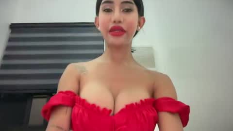 Snapshot of anawalters chatting on 06/15/26, 10:17 anawalters online show from 06/15/26, 10:17