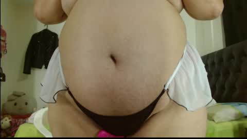 Snapshot of anawatson_ chatting on 12/16/24, 06:49 Ana online show from 12/16/24, 06:49