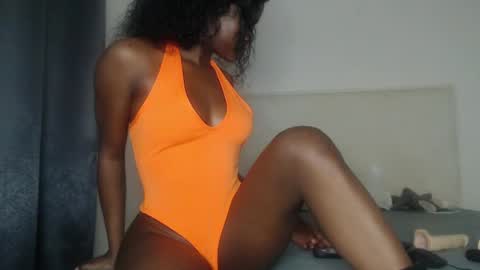 Snapshot of anayah002 chatting on 04/30/26, 01:56 mayah online show from 04/30/26, 01:56