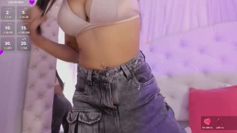 anchela garcia online show from 11/07/25, 02:50