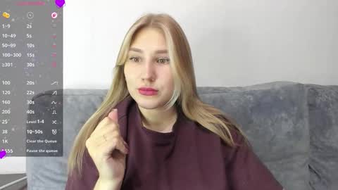 Snapshot of and1sa chatting on 12/21/25, 03:30 Andisa online show from 12/21/25, 03:30