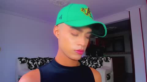 Snapshot of anddy_grey1 chatting on 01/21/25, 03:10 Dani 3 online show from 01/21/25, 03:10