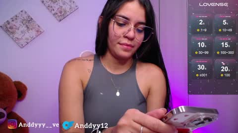 Snapshot of anddyyy___ chatting on 04/09/26, 04:56 Andy online show from 04/09/26, 04:56