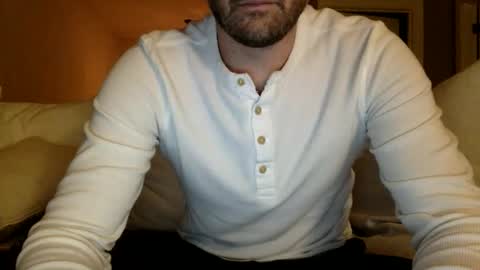 Snapshot of andees222 chatting on 11/10/25, 02:32 Andees222 online show from 11/10/25, 02:32