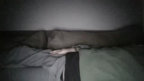 Snapshot of andellus chatting on 12/14/25, 05:18 andellus online show from 12/14/25, 05:18