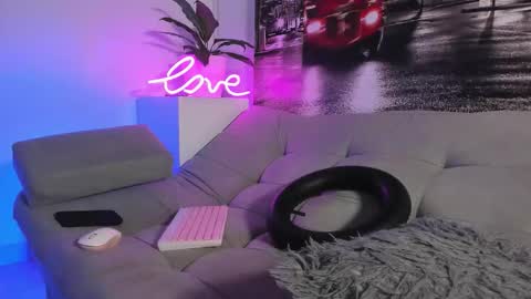 ANDER online show from 12/17/25, 06:03