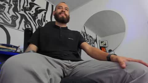 Andrs   -                   online show from 03/06/26, 12:18