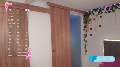 Snapshot of andra_rosse chatting on 03/18/26, 05:21 Andra de la Rosse online show from 03/18/26, 05:21