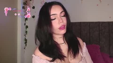 Andra de la Rosse online show from 04/30/26, 05:47