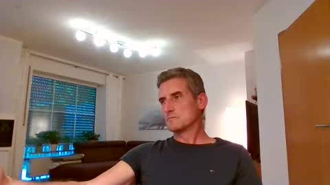Name online show from 07/24/26, 04:05