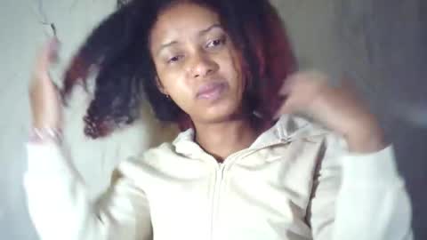 Snapshot of andre415913 chatting on 02/18/26, 02:18 andre415913 online show from 02/18/26, 02:18