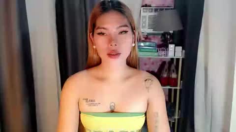 Snapshot of andrea06121998 chatting on 04/06/26, 12:39 andrea06121998 online show from 04/06/26, 12:39