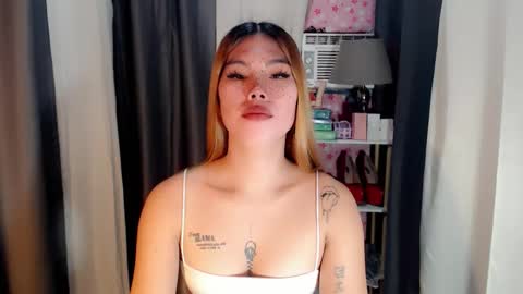 Snapshot of andrea06121998 chatting on 04/25/26, 01:41 andrea06121998 online show from 04/25/26, 01:41