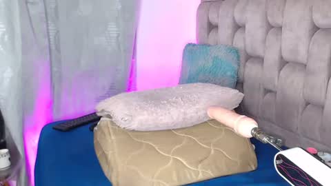 Andrea bigtits69 online show from 06/26/26, 12:26