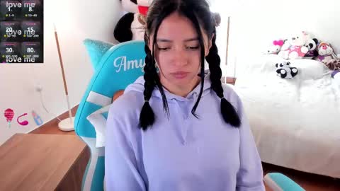 Snapshot of andrea_bonnie chatting on 02/17/25, 06:59 andrea_bonnie online show from 02/17/25, 06:59