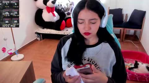 Snapshot of andrea_bonnie chatting on 02/23/25, 06:34 andrea_bonnie online show from 02/23/25, 06:34