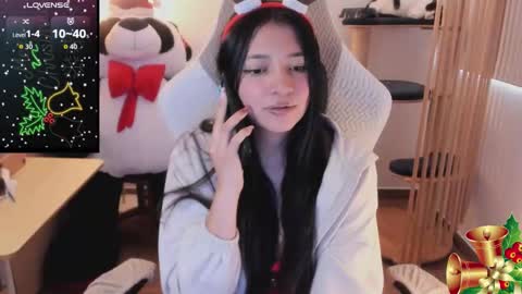 Snapshot of andrea_bonnie chatting on 12/03/25, 01:42 andrea_bonnie online show from 12/03/25, 01:42