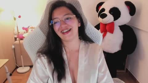 Snapshot of andrea_bonnie chatting on 03/21/26, 12:15 andrea_bonnie online show from 03/21/26, 12:15