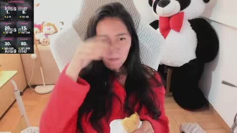Snapshot of andrea_bonnie chatting on 04/21/26, 01:42 andrea_bonnie online show from 04/21/26, 01:42