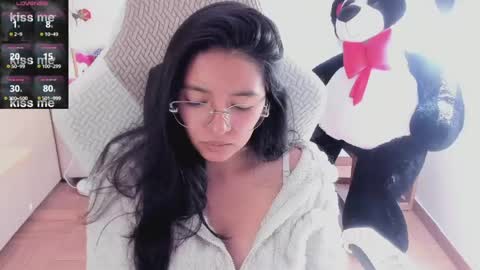 Snapshot of andrea_bonnie chatting on 04/30/26, 07:09 andrea_bonnie online show from 04/30/26, 07:09
