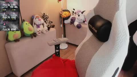 Snapshot of andrea_bonnie chatting on 05/19/26, 09:10 andrea_bonnie online show from 05/19/26, 09:10