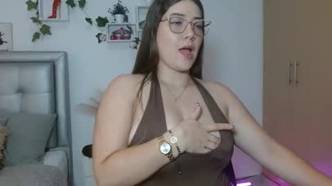 Snapshot of andrea_garciat chatting on 04/07/26, 07:36 Andrea online show from 04/07/26, 07:36