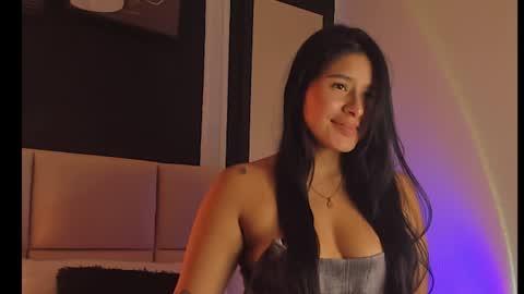 Snapshot of andrea_gomes_ chatting on 01/22/25, 04:13 andrea online show from 01/22/25, 04:13