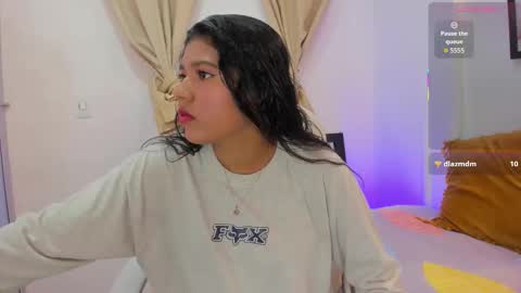 Andrea online show from 11/12/25, 11:32