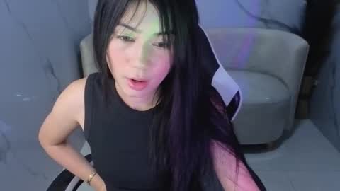 Snapshot of andrea_tx chatting on 12/03/25, 02:26 andrea_tx online show from 12/03/25, 02:26