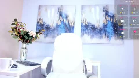 Andrea Zoelins online show from 04/28/26, 02:22