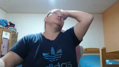 Snapshot of andreaari chatting on 03/17/26, 07:06 andreaari online show from 03/17/26, 07:06