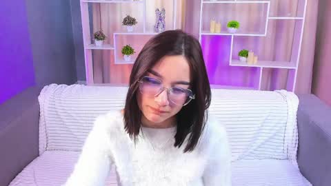 andreajohnsons online show from 04/09/26, 08:31