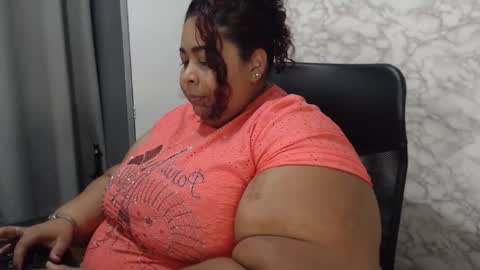 Snapshot of andrealopez1607 chatting on 09/25/25, 02:04 andrea lopez online show from 09/25/25, 02:04