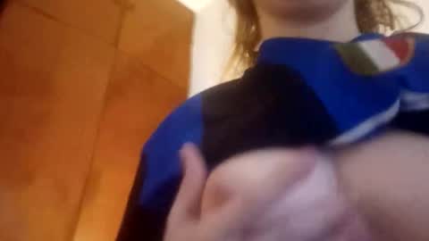 andreamartinssean2018 online show from 05/17/26, 01:29