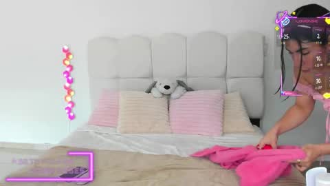 Snapshot of andreandtatty chatting on 03/26/26, 08:36 Hi im Tatty Heaven online show from 03/26/26, 08:36