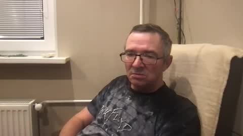 andreass60 online show from 12/17/25, 05:13