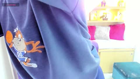 Andre Castaneda online show from 11/26/25, 11:44