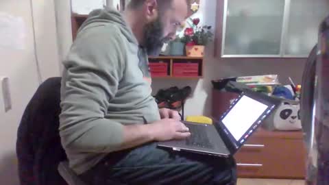 Snapshot of andrecool979 chatting on 02/23/26, 07:50 Andre online show from 02/23/26, 07:50