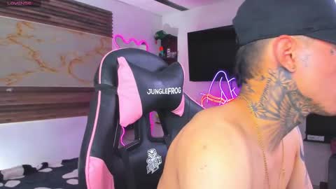 andrees_s online show from 09/17/25, 01:29