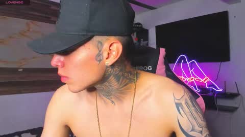 andrees_s online show from 09/18/25, 02:02