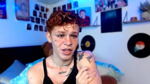 Snapshot of andreewwolffman chatting on 02/17/25, 10:25 Andrew online show from 02/17/25, 10:25