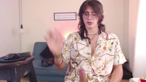 Snapshot of andreey50 chatting on 02/05/25, 07:53 Andrey online show from 02/05/25, 07:53