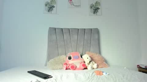 Snapshot of andreina_evans chatting on 03/31/26, 02:57 andreina_evans online show from 03/31/26, 02:57