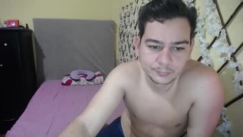 Snapshot of andreitahot69 chatting on 10/21/25, 11:33 ANDREA online show from 10/21/25, 11:33