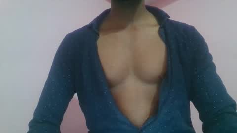 Snapshot of andres01_ chatting on 03/21/26, 03:15 andres01_ online show from 03/21/26, 03:15