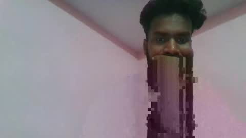Snapshot of andres01_ chatting on 04/05/26, 01:52 andres01_ online show from 04/05/26, 01:52