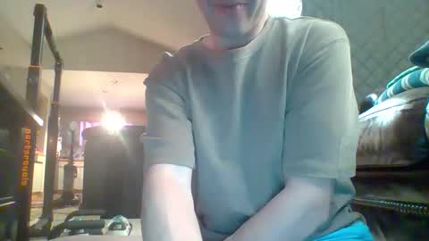 Snapshot of andres11111111111 chatting on 05/14/26, 01:34 andres11111111111 online show from 05/14/26, 01:34